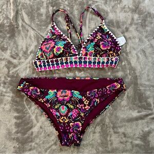 XHILARATION MAROON FLORAL BIKINI SET